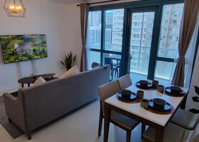 Contemporary 2br With Balcony In Bgc Center Uptown Apartment Manila